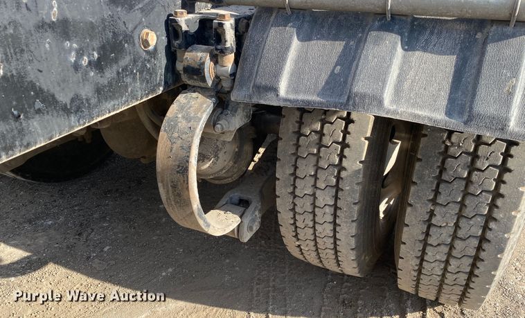 image for item DN7999 2006 Kenworth T800  semi truck