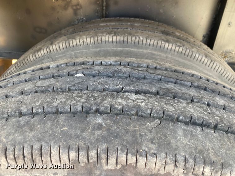 image for item DN8009 2009 Great Dane SPL-0024-00048  flatbed trailer