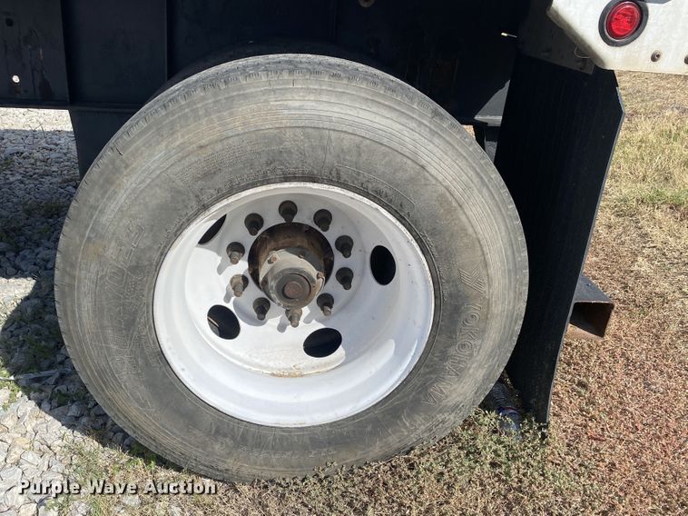 image for item DN8009 2009 Great Dane SPL-0024-00048  flatbed trailer