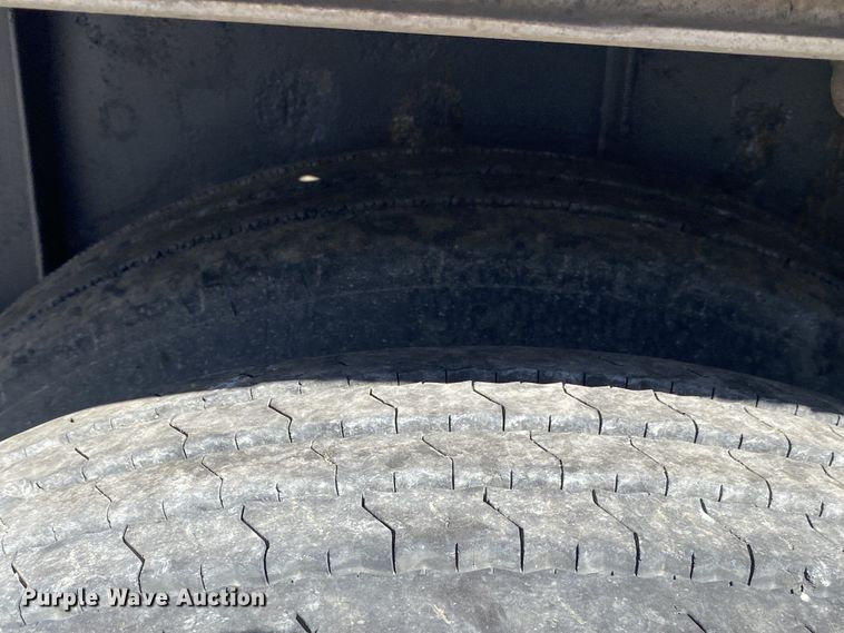 image for item DN8009 2009 Great Dane SPL-0024-00048  flatbed trailer