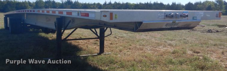 image for item DO1593 2019 Fontaine HCR5212WSA  flatbed trailer