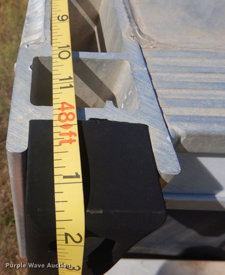 image for item DO1593 2019 Fontaine HCR5212WSA  flatbed trailer