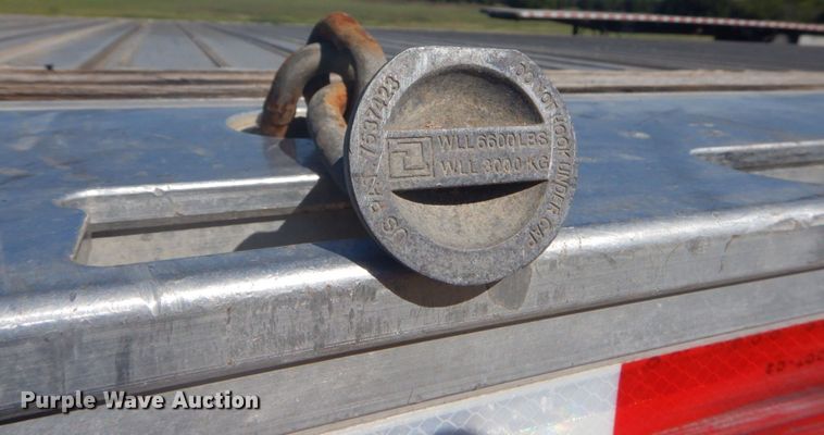 image for item DO1593 2019 Fontaine HCR5212WSA  flatbed trailer