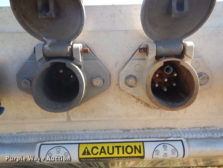 image for item DO1593 2019 Fontaine HCR5212WSA  flatbed trailer