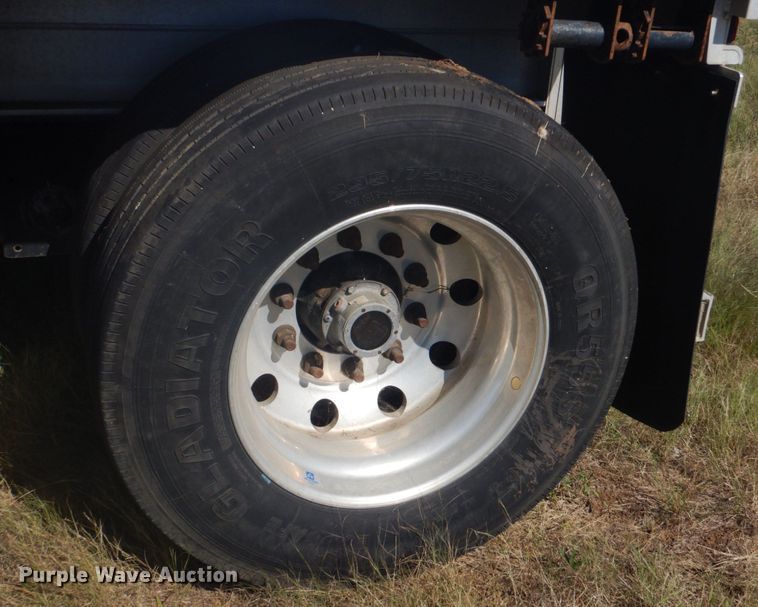 image for item DO1593 2019 Fontaine HCR5212WSA  flatbed trailer