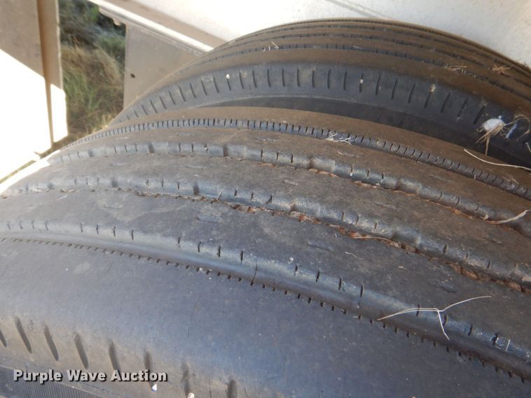 image for item DO1593 2019 Fontaine HCR5212WSA  flatbed trailer