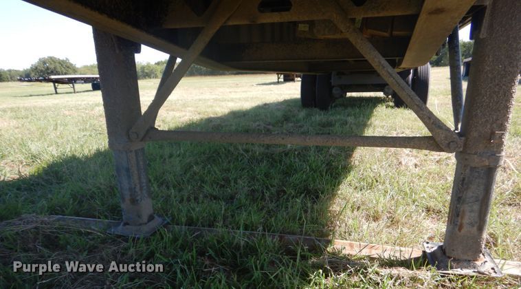 image for item DO1594 2018 Fontaine HAICF12WSA  flatbed trailer