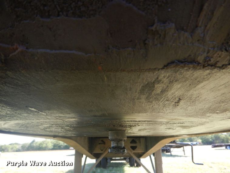 image for item DO1594 2018 Fontaine HAICF12WSA  flatbed trailer