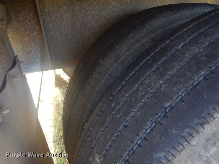 image for item DO1594 2018 Fontaine HAICF12WSA  flatbed trailer