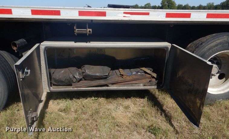 image for item DO1595 2018 Fontaine HAICF12WSA  flatbed trailer