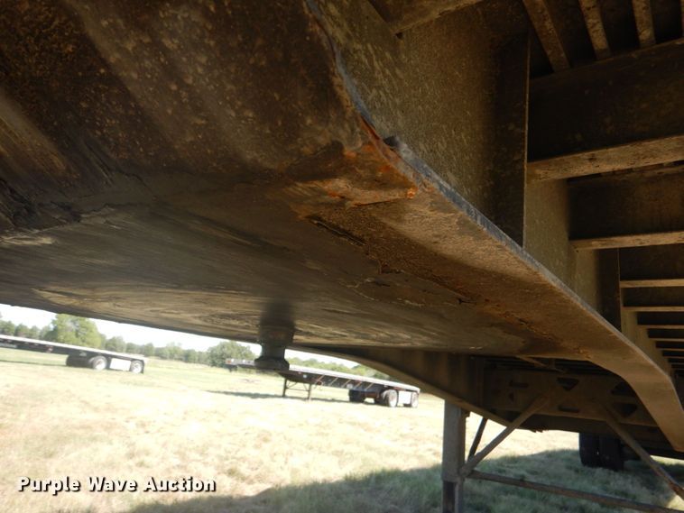 image for item DO1595 2018 Fontaine HAICF12WSA  flatbed trailer