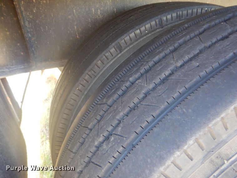 image for item DO1595 2018 Fontaine HAICF12WSA  flatbed trailer