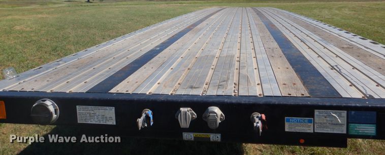 image for item DO1597 2019 Fontaine HAICF12WSA  flatbed trailer