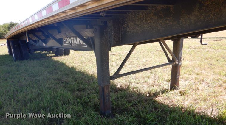 image for item DO1597 2019 Fontaine HAICF12WSA  flatbed trailer