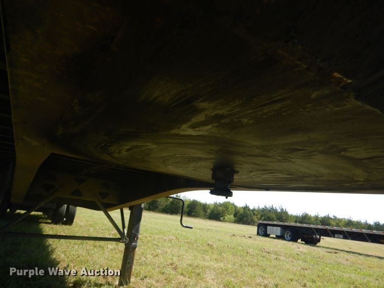 image for item DO1597 2019 Fontaine HAICF12WSA  flatbed trailer