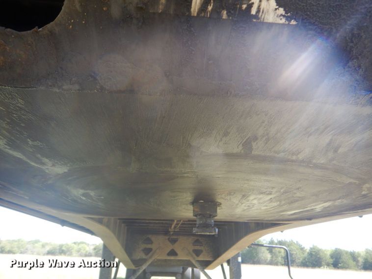 image for item DO1597 2019 Fontaine HAICF12WSA  flatbed trailer