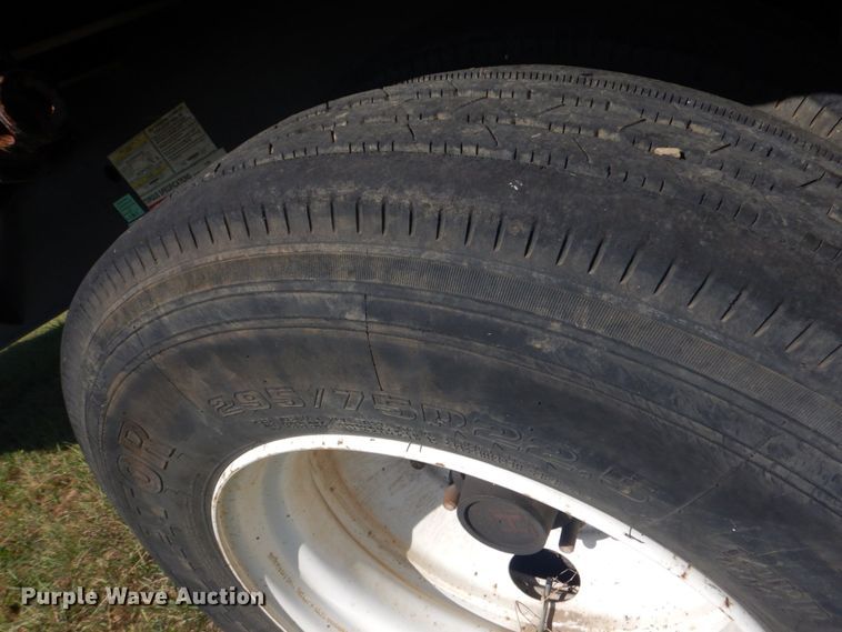 image for item DO1597 2019 Fontaine HAICF12WSA  flatbed trailer