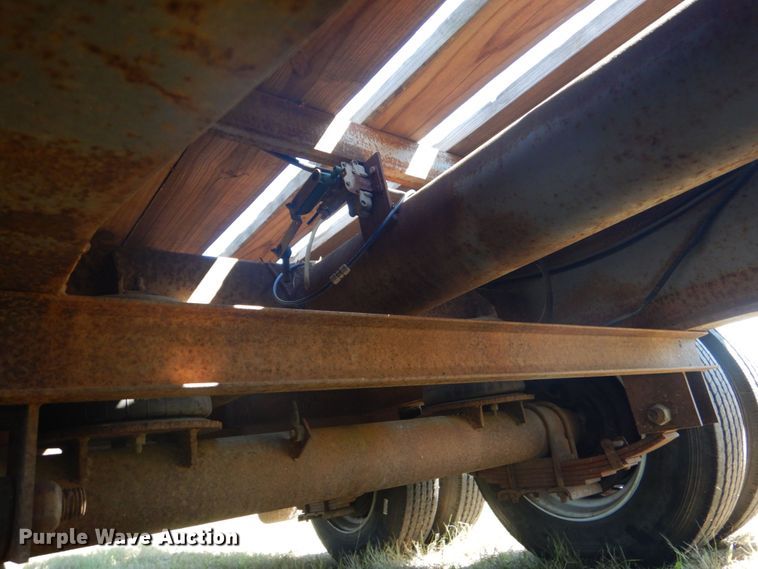 image for item DO1598 2006 Parker GN  flatbed trailer