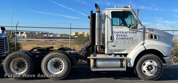 image for item DO8847 2007 Sterling AT9500  semi truck