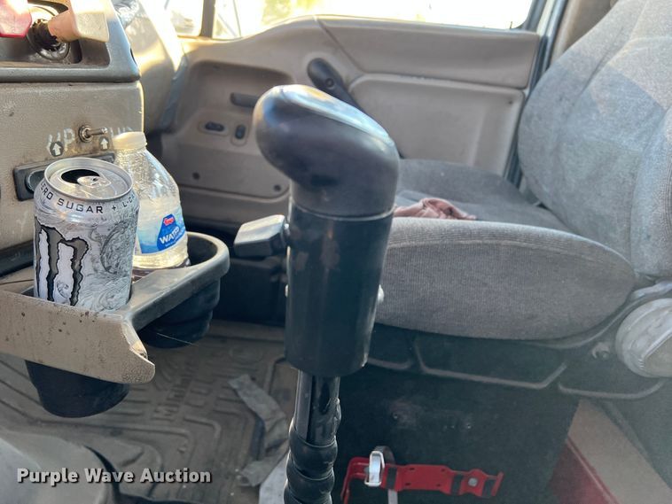 image for item DO8847 2007 Sterling AT9500  semi truck