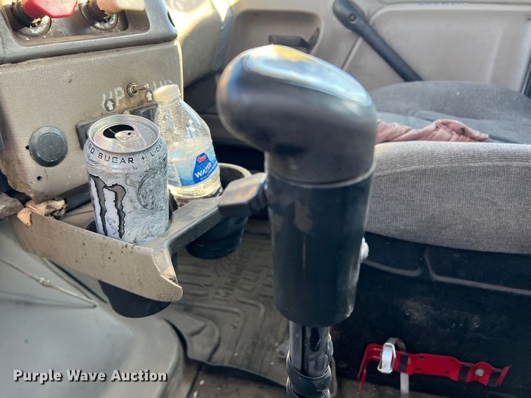 image for item DO8847 2007 Sterling AT9500  semi truck