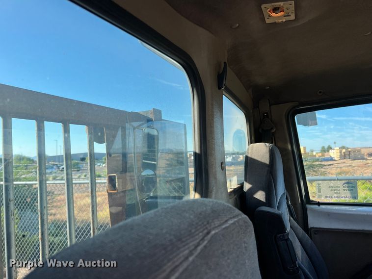 image for item DO8847 2007 Sterling AT9500  semi truck