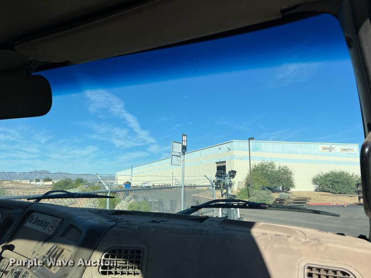 image for item DO8847 2007 Sterling AT9500  semi truck