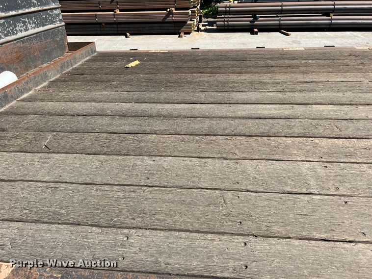 image for item DO8849 2012 International DuraStar 4300  flatbed truck