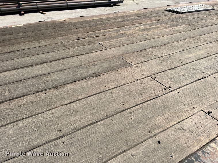 image for item DO8849 2012 International DuraStar 4300  flatbed truck