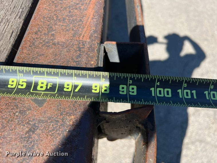 image for item DO8849 2012 International DuraStar 4300  flatbed truck