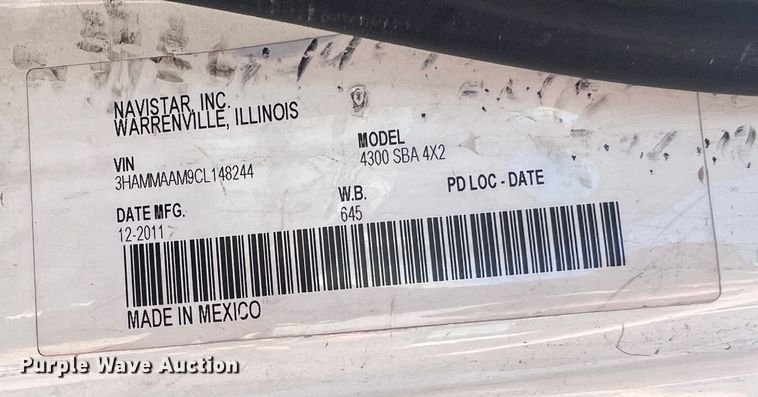 image for item DO8849 2012 International DuraStar 4300  flatbed truck