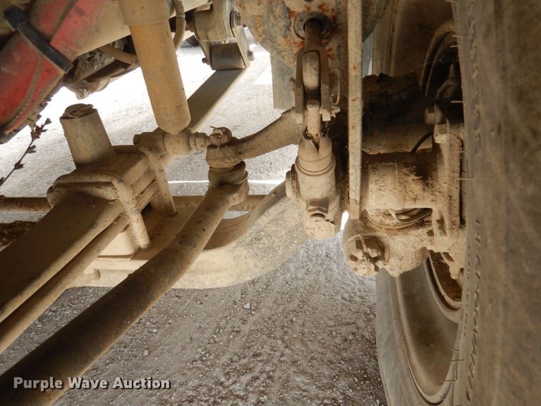 image for item DP0373 2004 Freightliner Columbia 120  semi truck