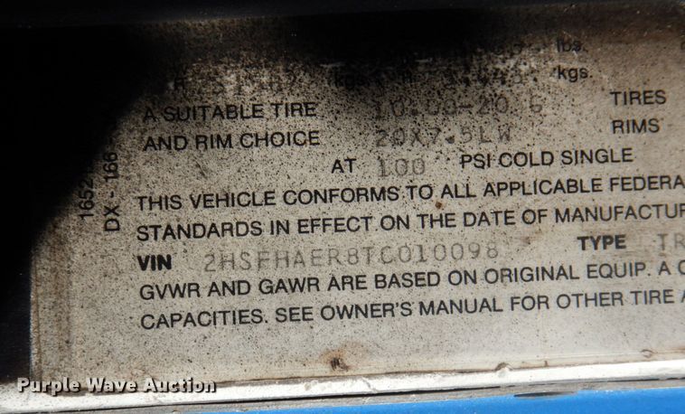 image for item DP0390 1996 International 9400  semi truck