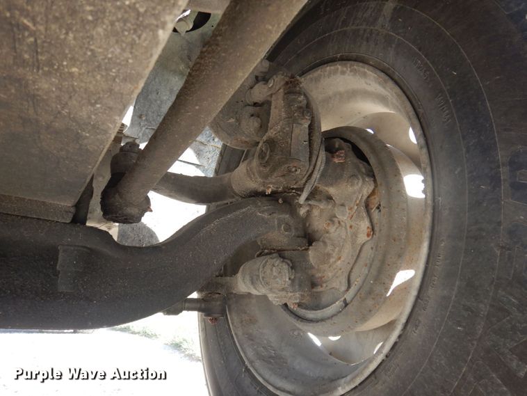 image for item DP0391 1996 International 9400  semi truck