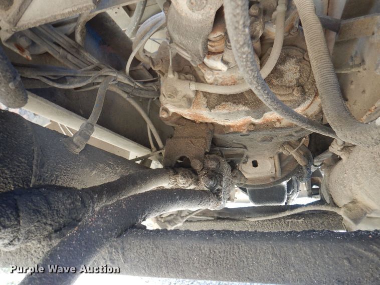 image for item DP0391 1996 International 9400  semi truck