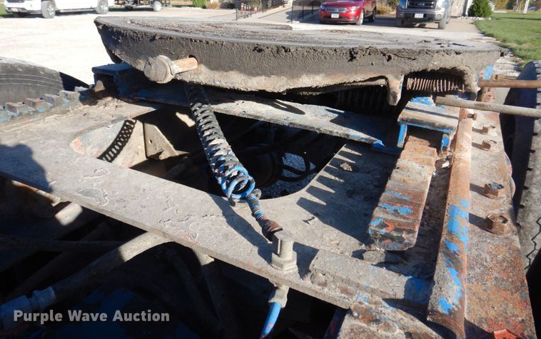 image for item DP0391 1996 International 9400  semi truck