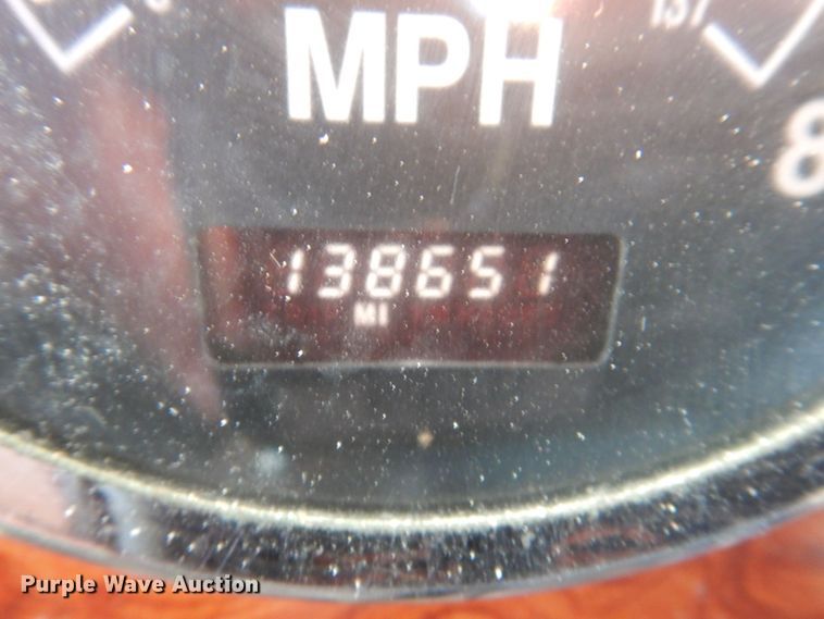 image for item DP0391 1996 International 9400  semi truck