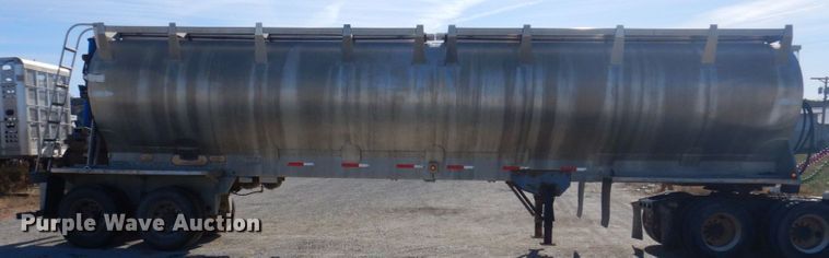 image for item DP0396 2006 Hensley  feed delivery trailer