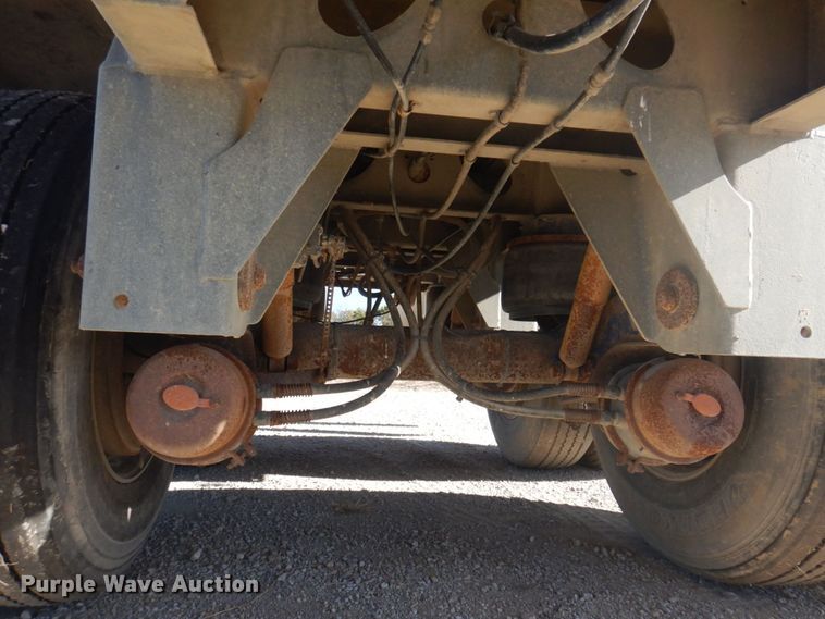 image for item DP0396 2006 Hensley  feed delivery trailer