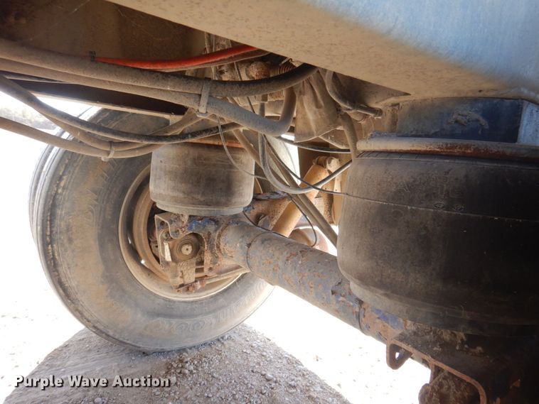 image for item DP0396 2006 Hensley  feed delivery trailer