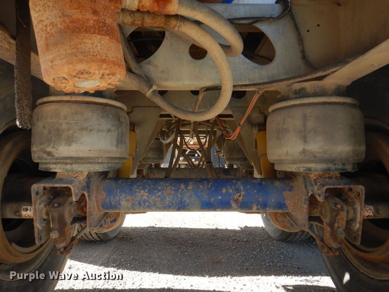 image for item DP0396 2006 Hensley  feed delivery trailer