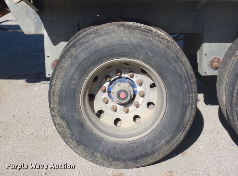 image for item DP0396 2006 Hensley  feed delivery trailer