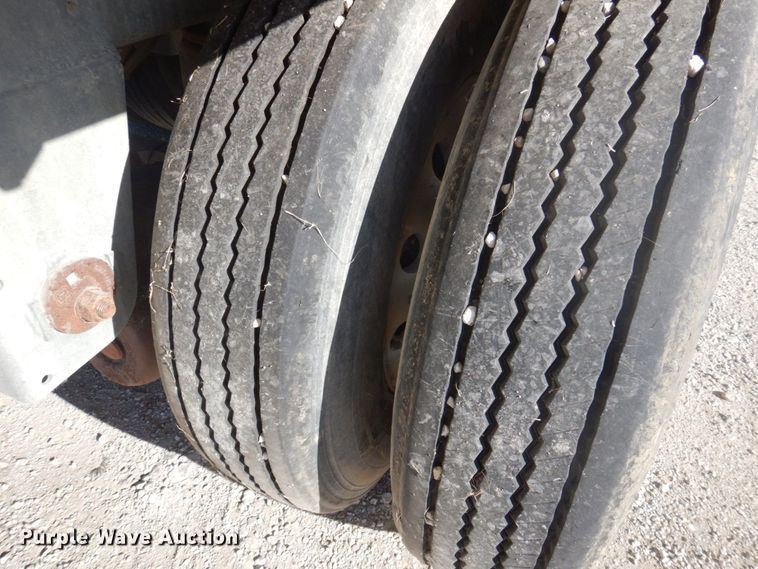 image for item DP0396 2006 Hensley  feed delivery trailer