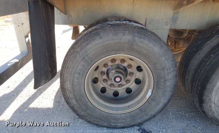 image for item DP0396 2006 Hensley  feed delivery trailer