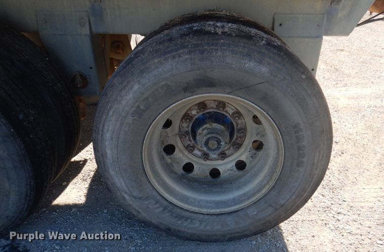 image for item DP0396 2006 Hensley  feed delivery trailer