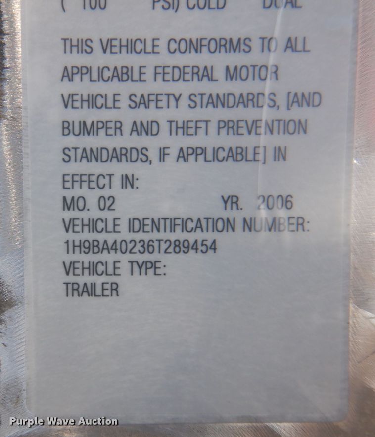 image for item DP0396 2006 Hensley  feed delivery trailer