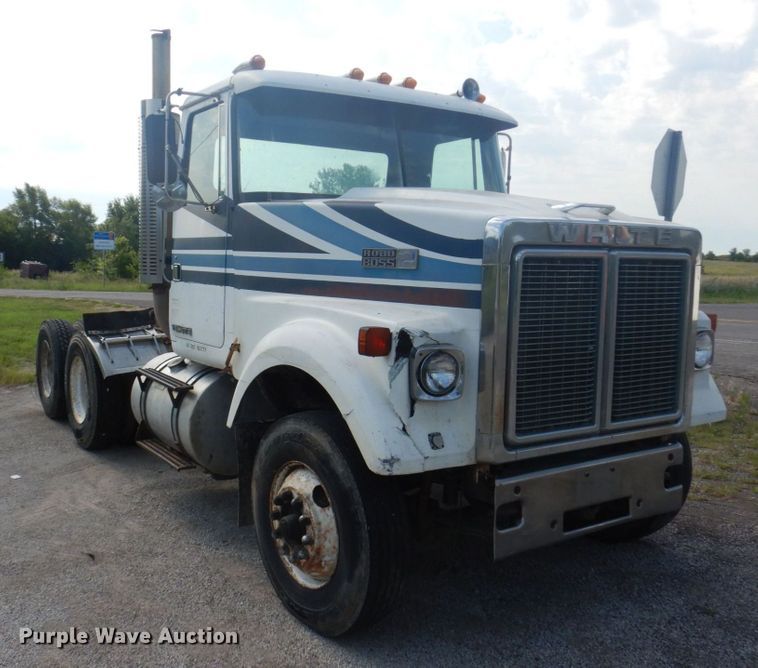 image for item DP5625 1980 White Road Boss 2  semi truck