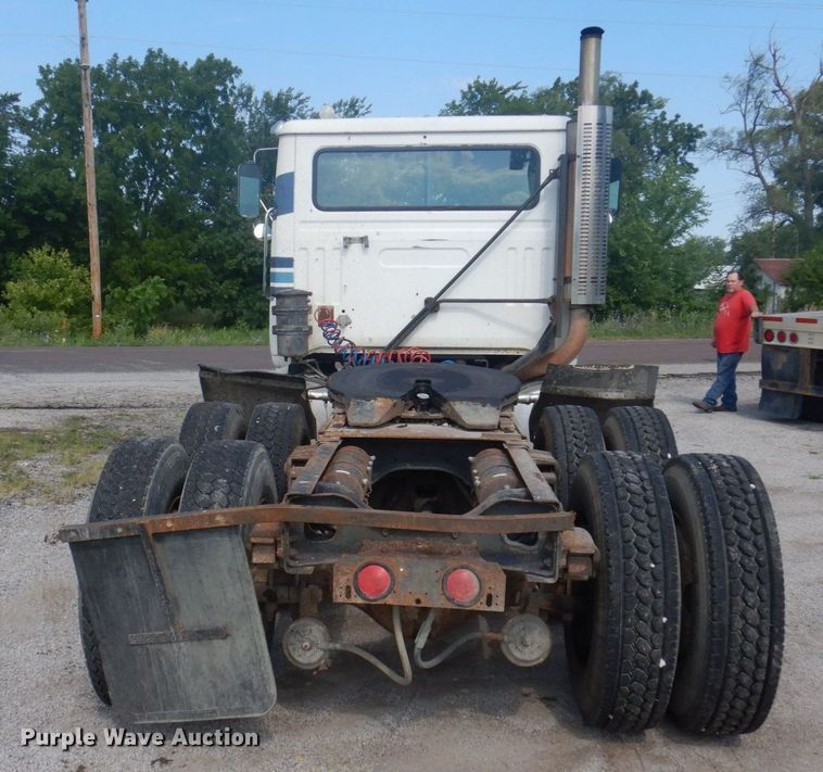 image for item DP5625 1980 White Road Boss 2  semi truck
