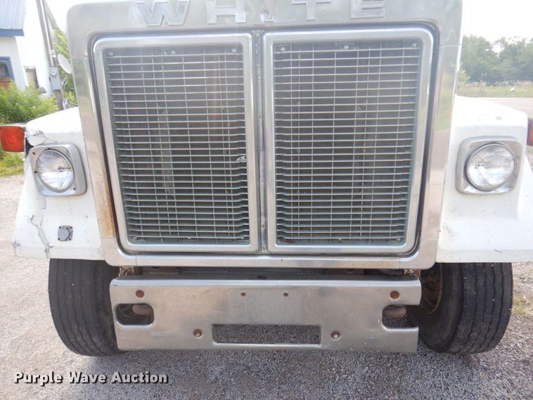 image for item DP5625 1980 White Road Boss 2  semi truck