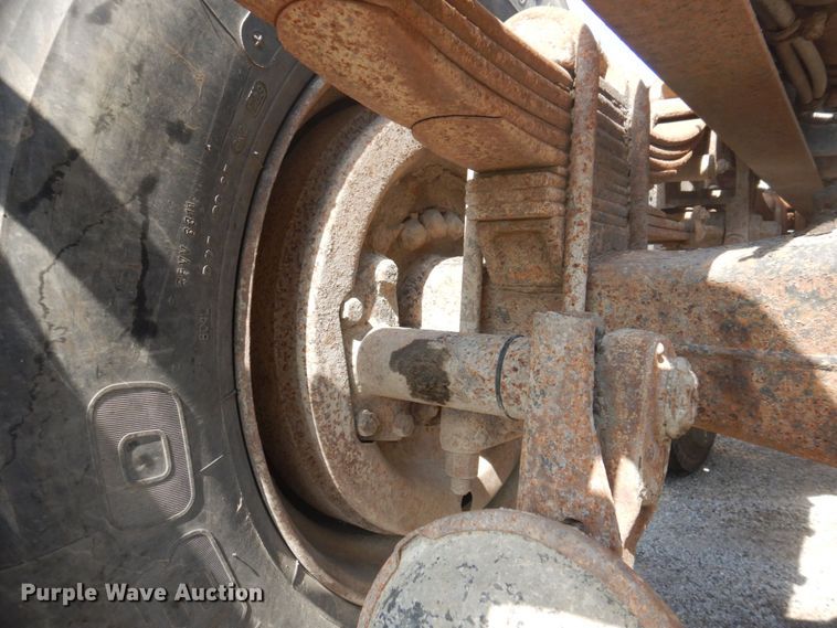 image for item DP5625 1980 White Road Boss 2  semi truck